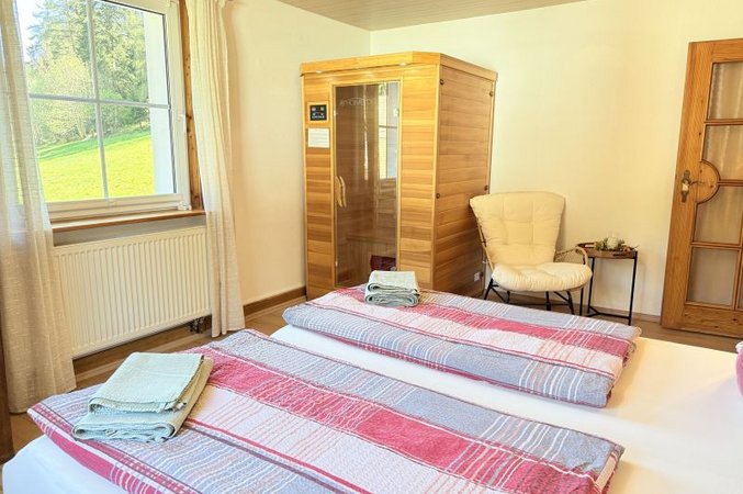 Hochparterre SZ mit Sauna